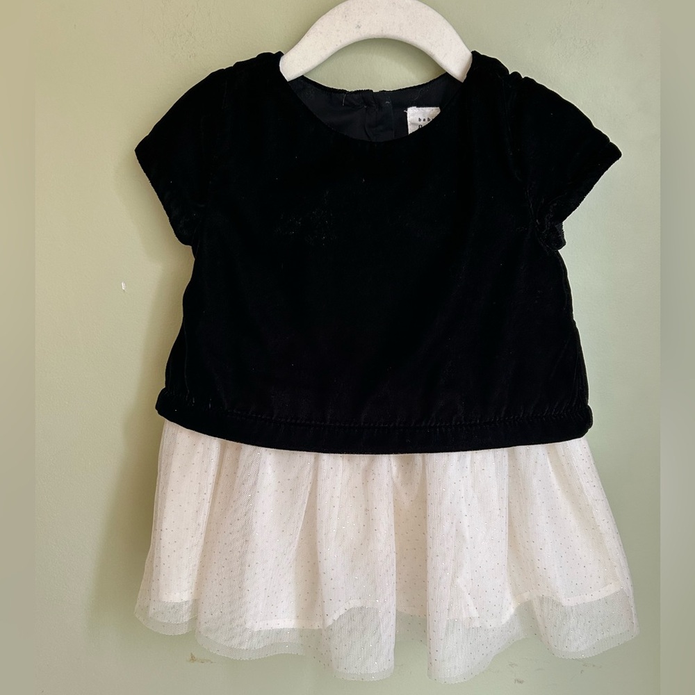 Baby Gap black velvet/cream sparkle tulle dress w/panties. 18-24 mos. NWOT.
